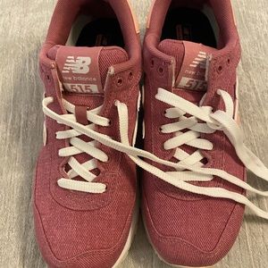 Like New New Balance 515 peachy pink women’s size 8